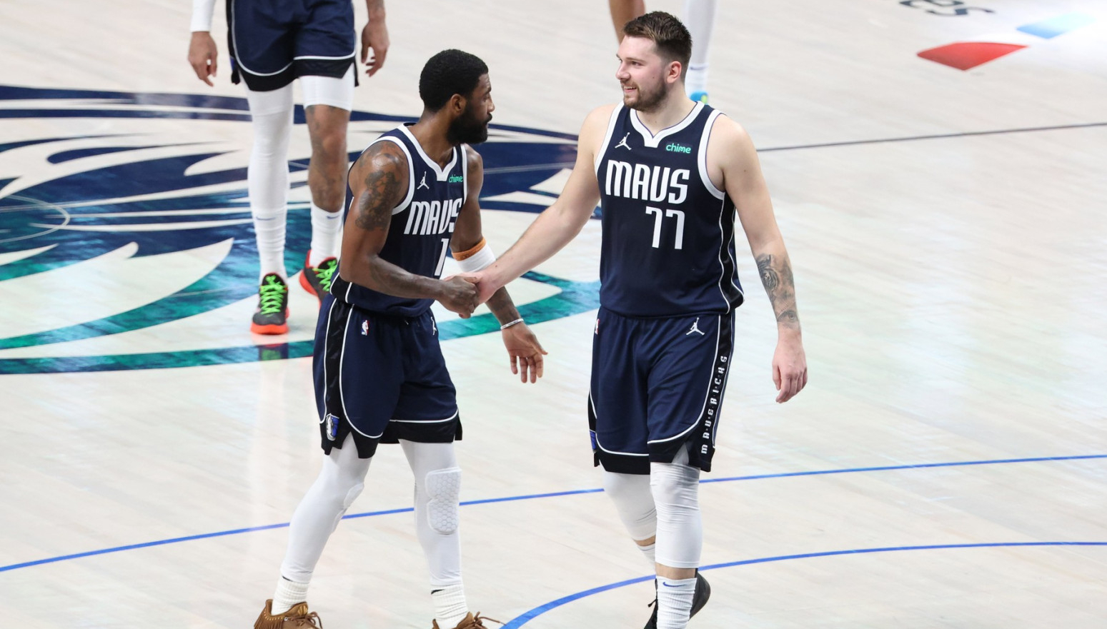 Dončić i Irving nezadrživi – Dalas spremio "metlu" Minesoti VIDEO