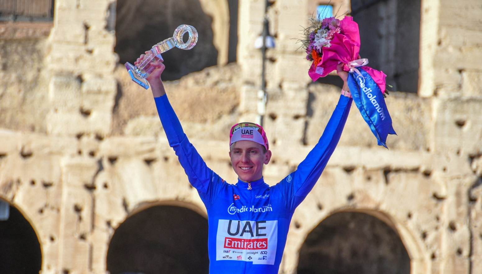 Pogačar pokorio i Điro