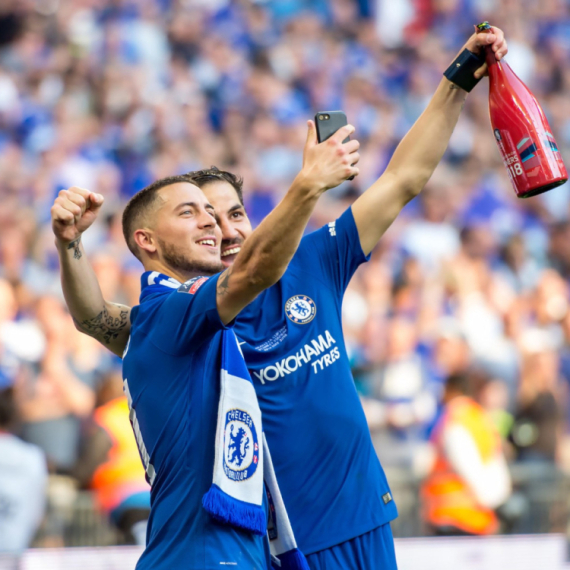 "Tobdžijama" se neće svideti – Azar ima predlog za menadžera Čelsija