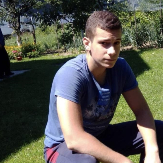 Nestao mladić iz Čačka; Porodica moli za pomoć: "Očajni smo" FOTO