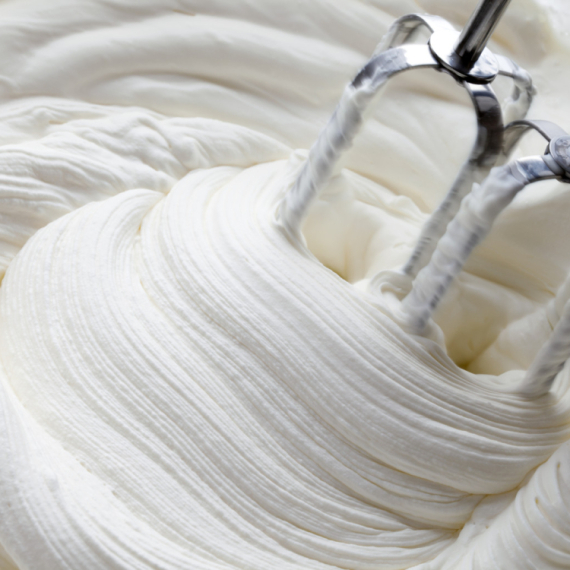 Kako običan šlag da pretvorite u pravu poslasticu?