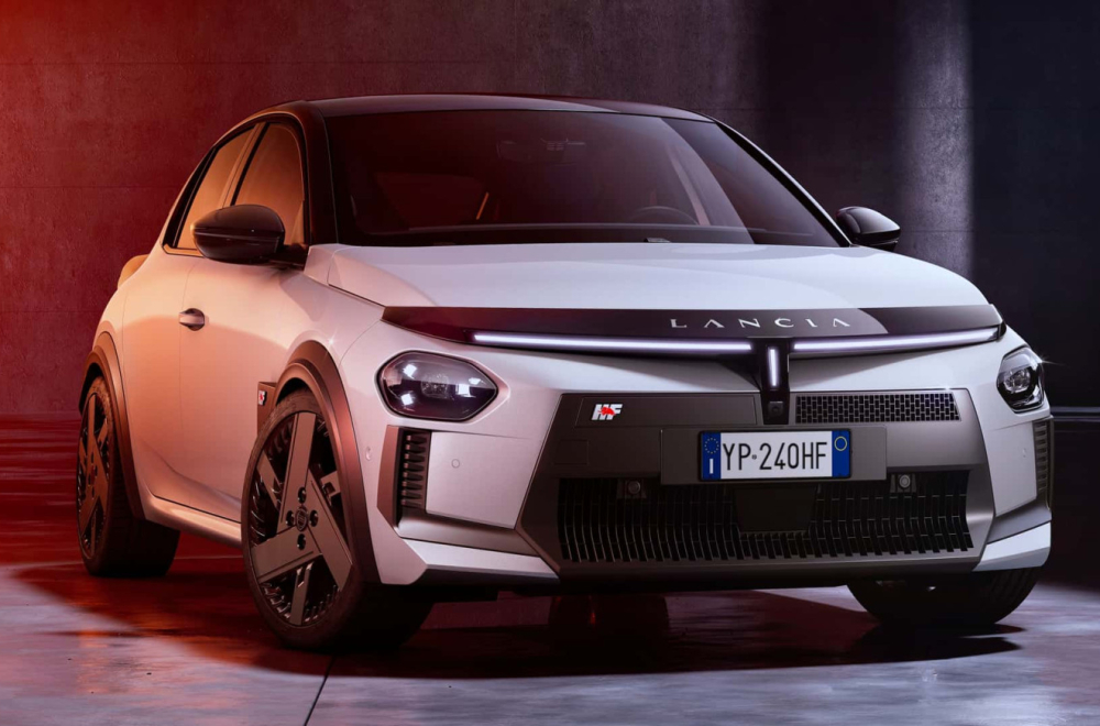 "Hot hatch" se vraća kući: Stiže Lancia Ypsilon HF FOTO