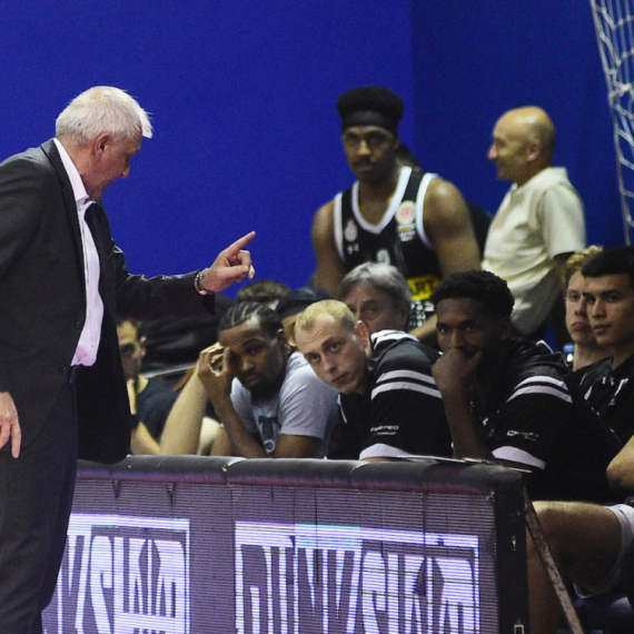 Obradović: On će meni da sednem dole – ovakvo šikaniranje nikada nisam doživeo!