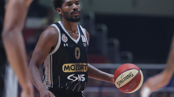 Partizan dočekuje Megu u Pioniru