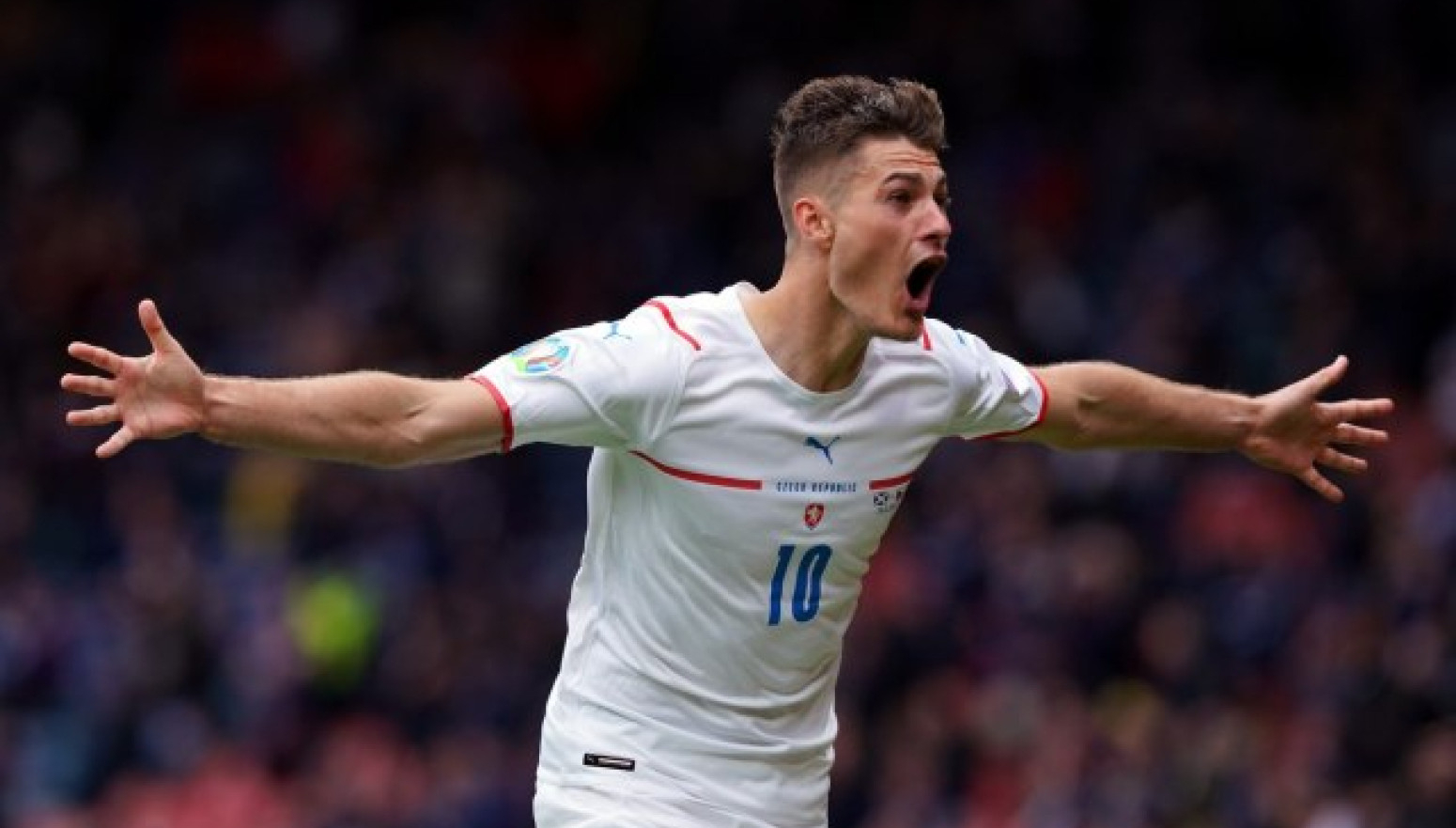 Najlepši golovi EP: Od Panenke, preko Van Bastena i Gaze, do Šika VIDEO