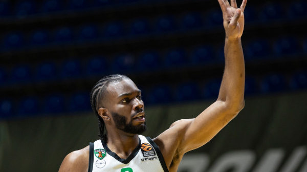 Evans, konačno, debitovao! VIDEO