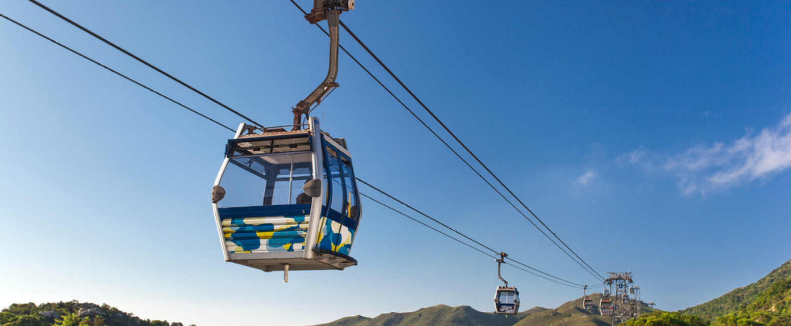 Otvorena najduža gradska žičara u Evropi FOTO