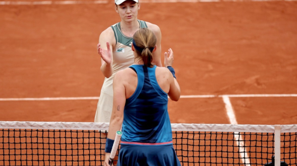 Rutinske pobede Ribakine i Dženg za drugo kolo RG