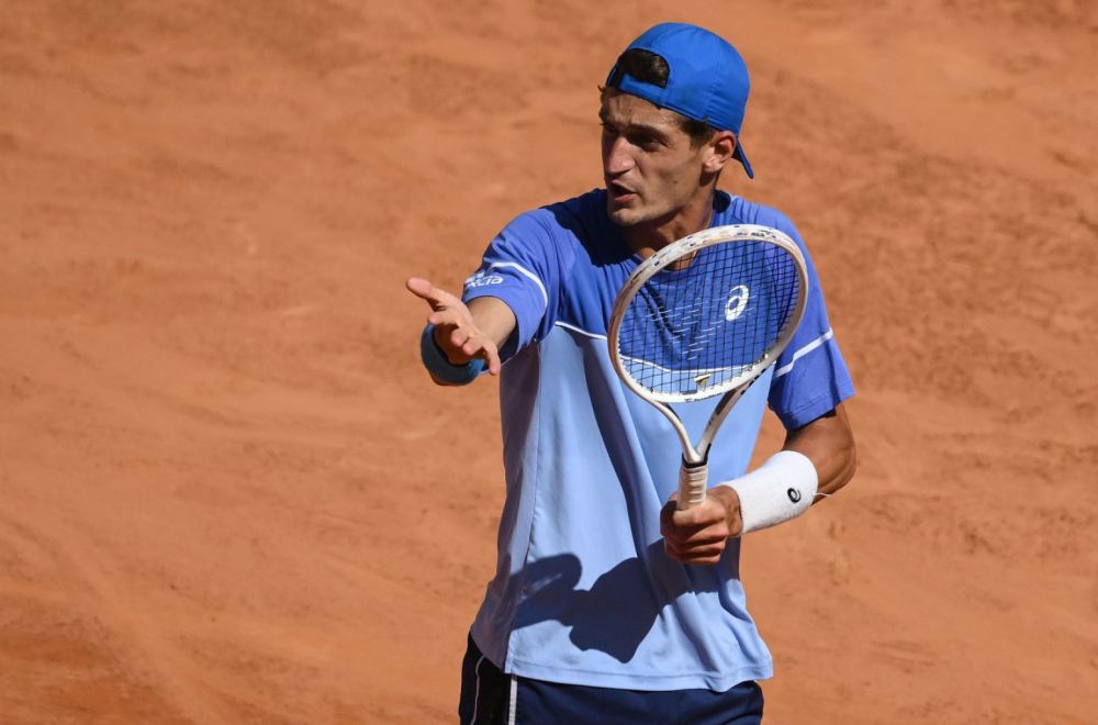 Francuski teniser se izvinio gledaocu: "Nije bilo namere"