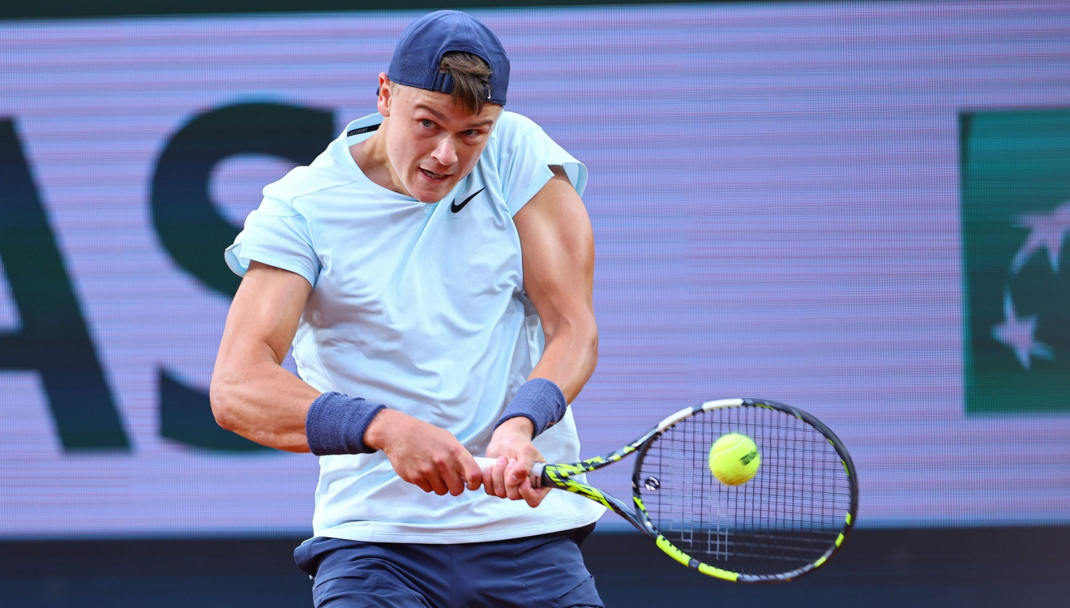 Rune jači od Evansa, Italijani nastavljaju sa pobedama