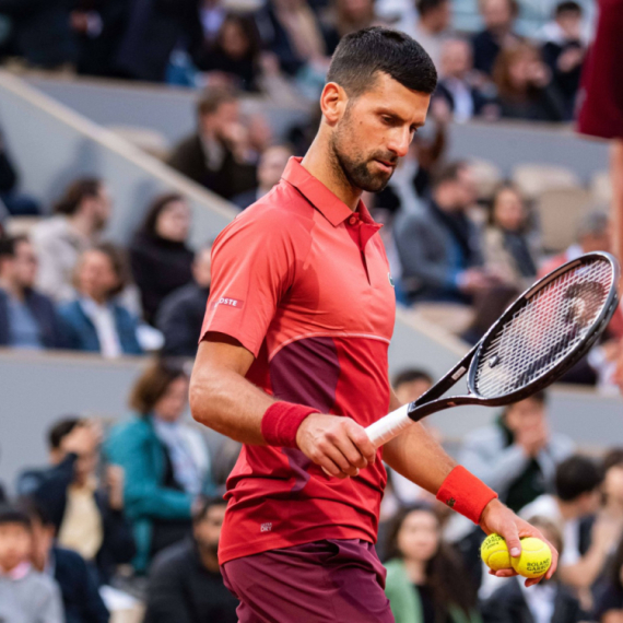 Erber tvrd orah, ali Novak ga skrckao u tri seta!