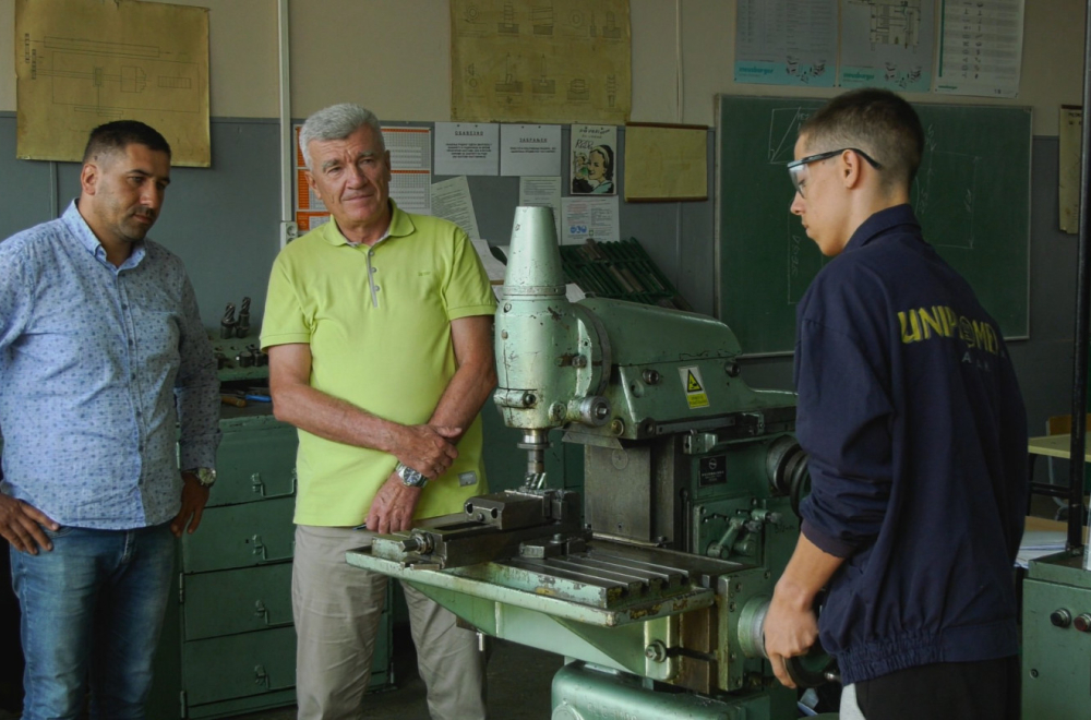 Ko kaže da Srbija nema majstora? Ova škola pokazuje da mladi žele da budu i bravari i zavarivači
