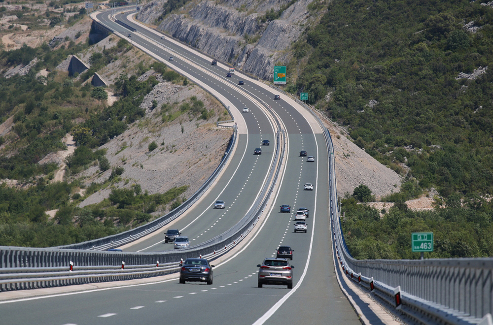 Crnogorci raspisali tender: Uskoro izgradnja auto-puta do Bara