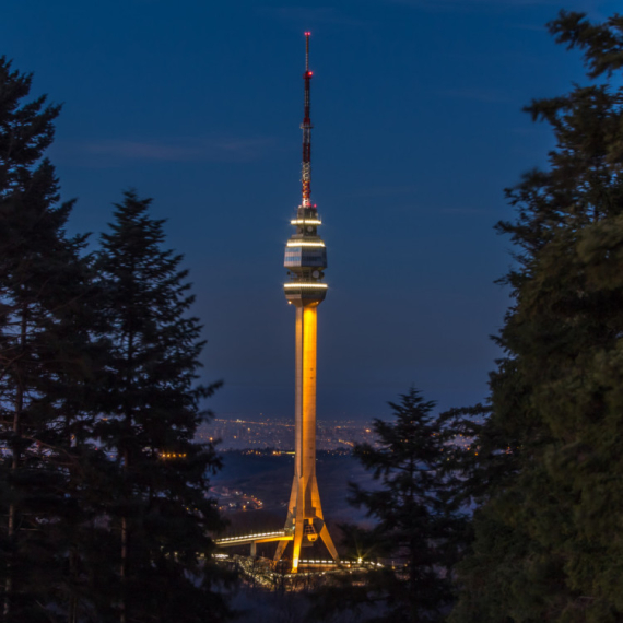Prava bajka na Avali: Novogodišnja manifestacija za mališane, ali i za odrasle