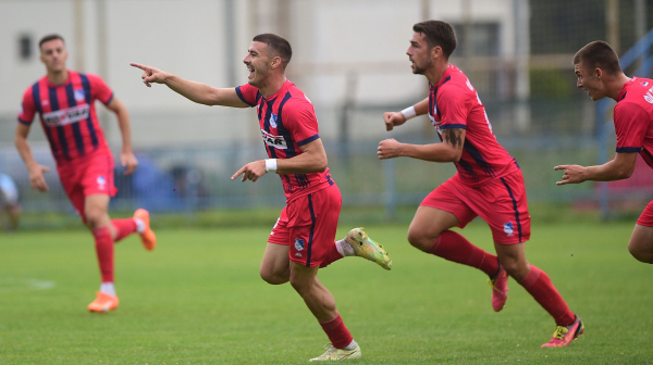 Tekstilac odgovorio Spartaku: "Obezbedili smo vam gumene čizme"