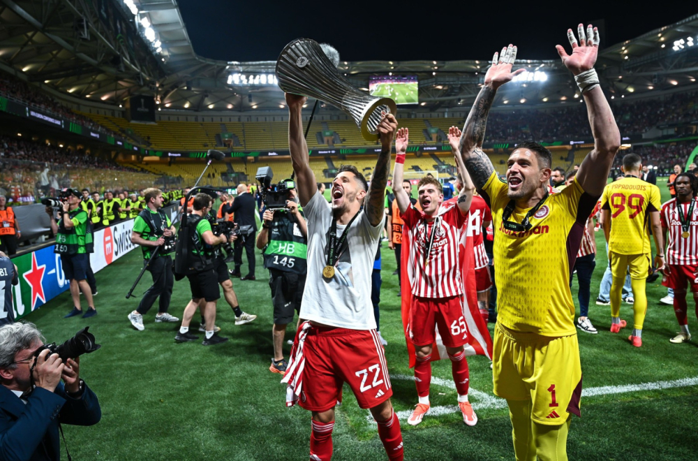 Vlasnik Olimpijakosa obasuo fudbalere milionima