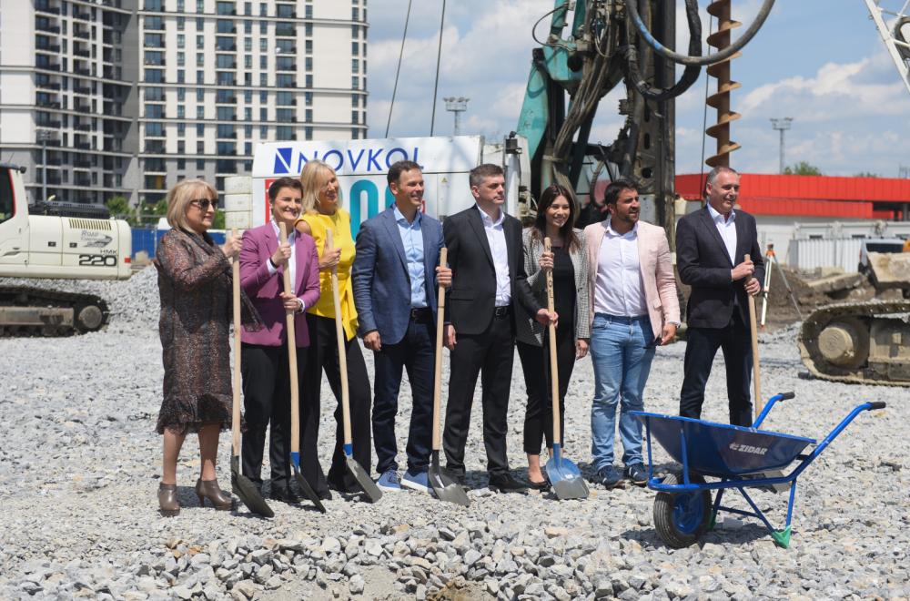 "Ovo je nova faza": Mali i Brnabić položili kamen temeljac za obrazovni kampus u Beogradu na vodi FOTO