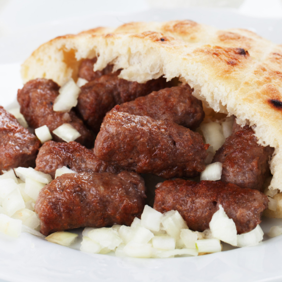 Ljudi šokirani cenama u ovom restoranu u Srbiji: Da li je ovo moguće? FOTO