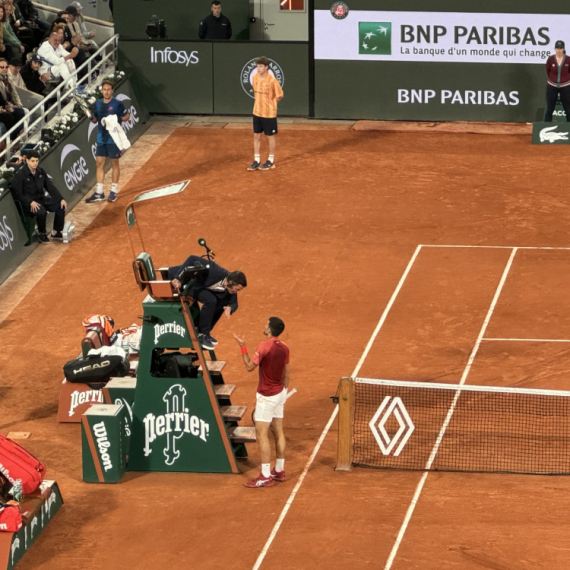 Francuzi izviždali Đokovića FOTO