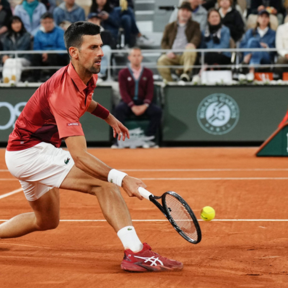 Đoković klasa, Špancu Baeni prepustio samo sedam gemova! VIDEO