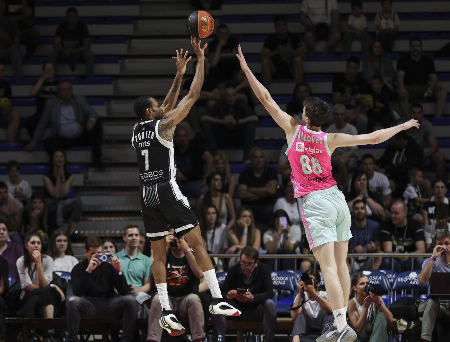 Partizan razbio Megu za 10 minuta – sa Zvezdom za novi trofej