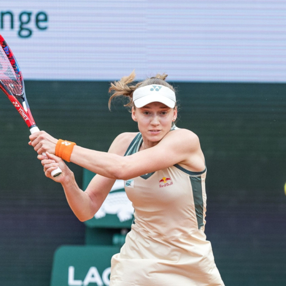 Ribakina i Vondroušova po planu