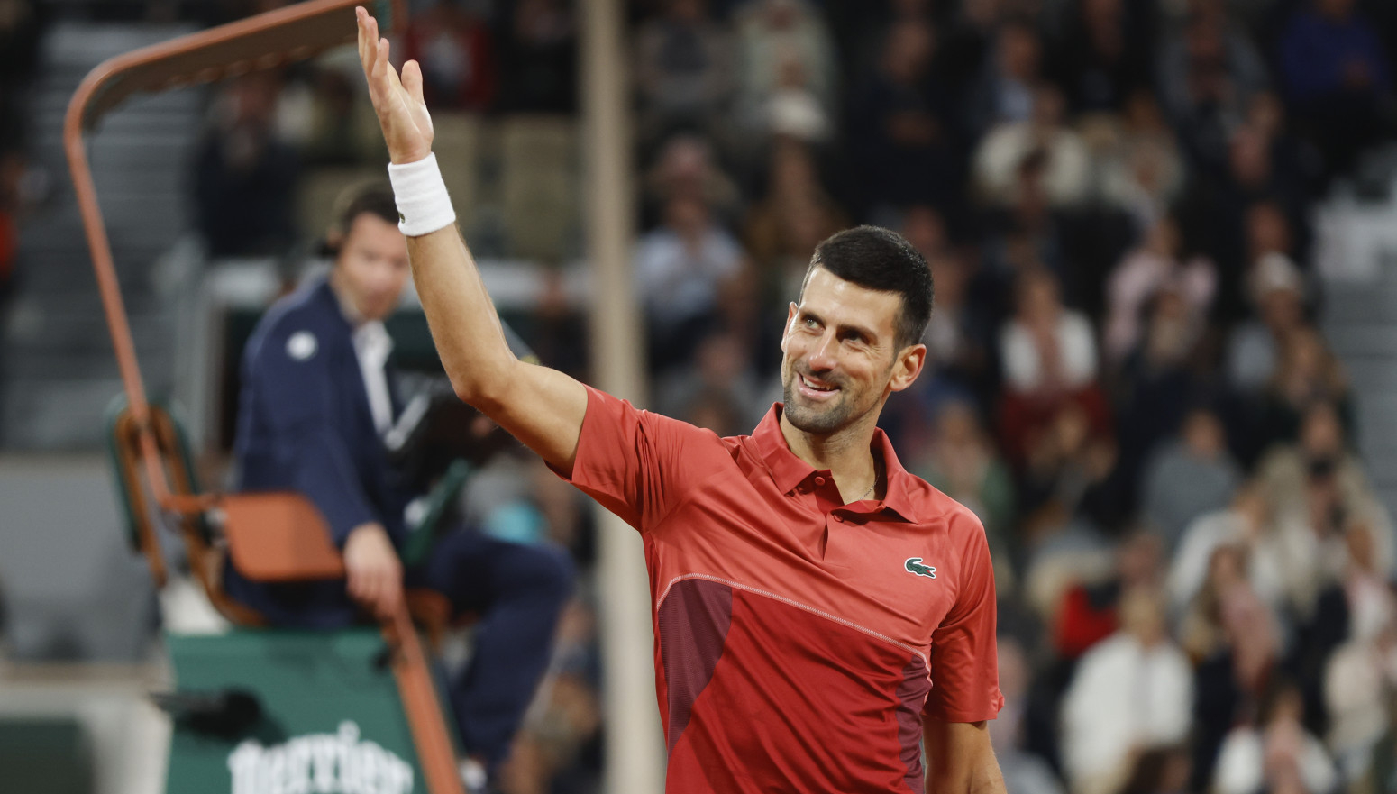 Novakovo šaputanje sa Barbarom Šet VIDEO