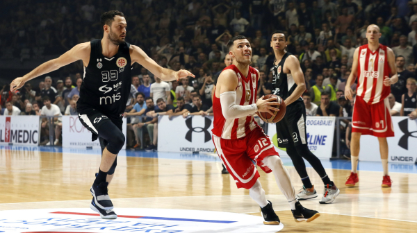 Beronov kraj: "Frustriran sam ožiljcima; hvala Zvezdi, hvala i Mišku" FOTO