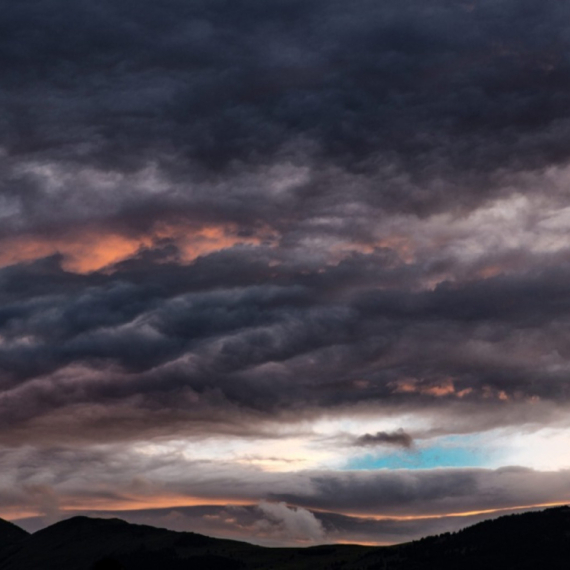 The Vienna gate opens over Serbia; The MAV is racing towards us, in full strength