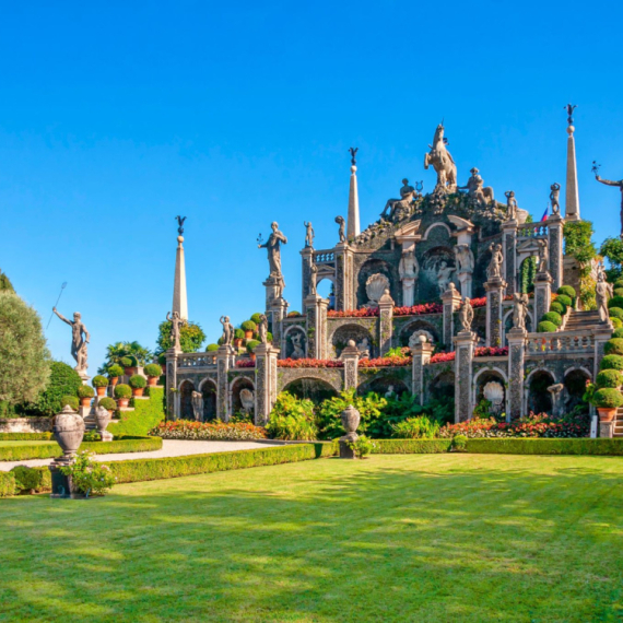 Ostrvo koje je voleo i Napoleon: Dugačko samo 320 metara i okićeno cvećem FOTO