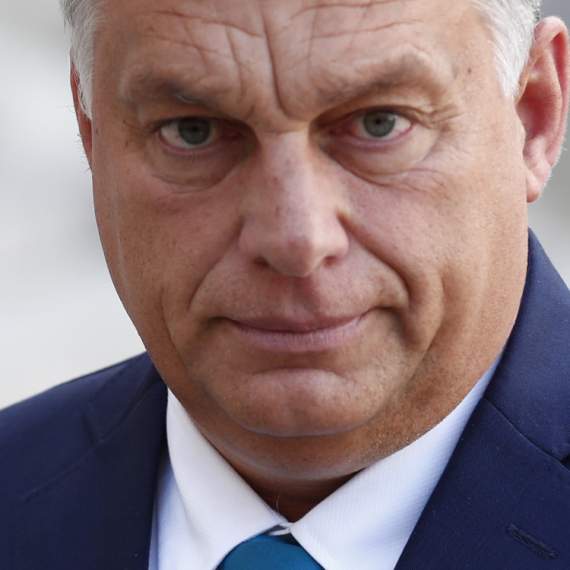 Oglasio se Orban: Moramo ih sprečiti da uđu u rat