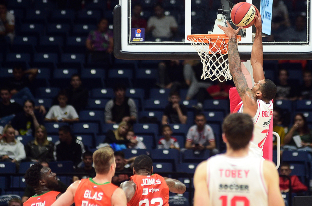 I Zvezda ostala bez centra za finale