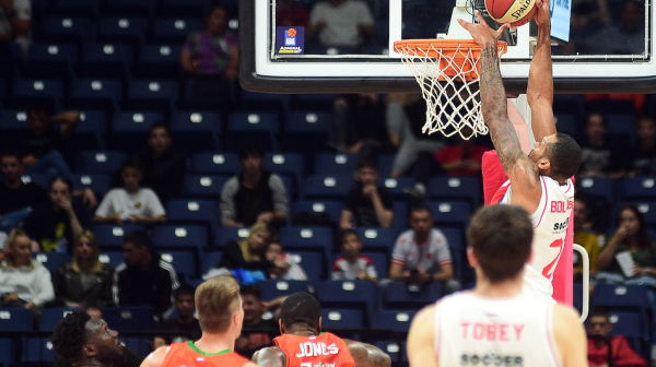 I Zvezda ostala bez centra za finale