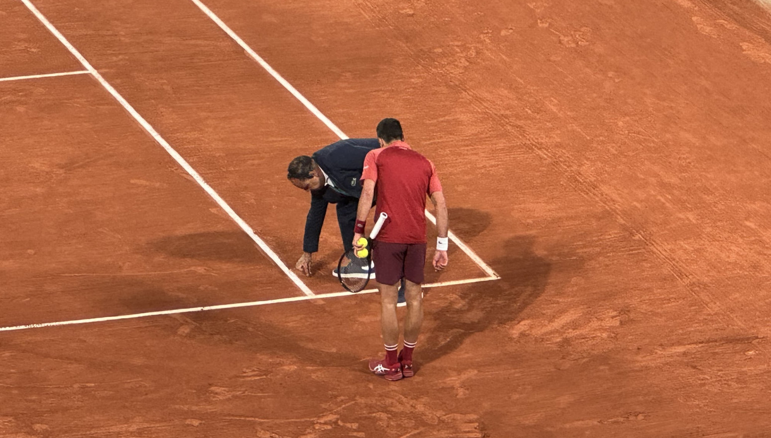 Meč jedva počeo, publika već zviždala Đokoviću FOTO