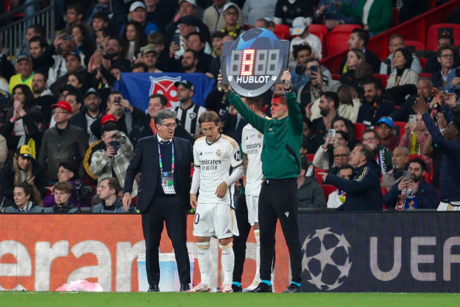 Modrić najtrofejniji igrač u istoriji Real Madrida!