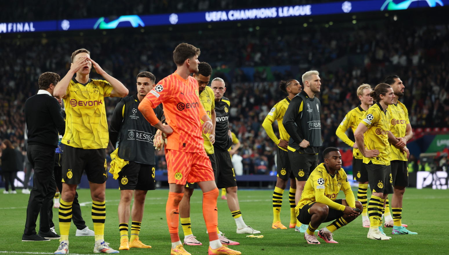 Dan posle finala: Najveći proizvođač oružja i municije u Nemačkoj postao sponzor Borusije