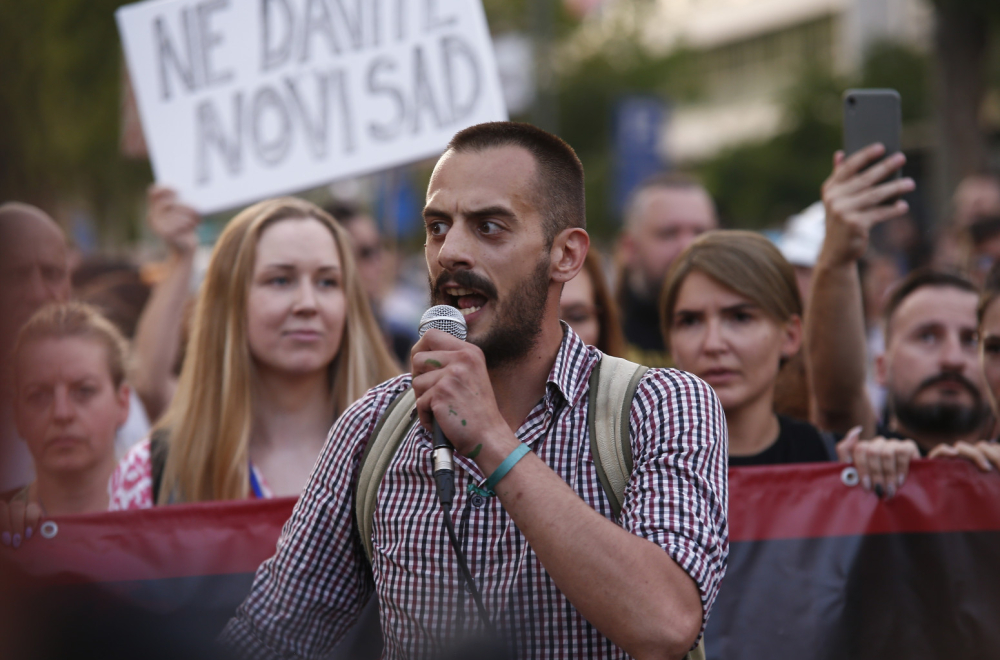 Saborac dečka Mile Pajić udružen sa Đukanovićem: Čovek koji je napadao srpsku policiju sad napada Vučića VIDEO