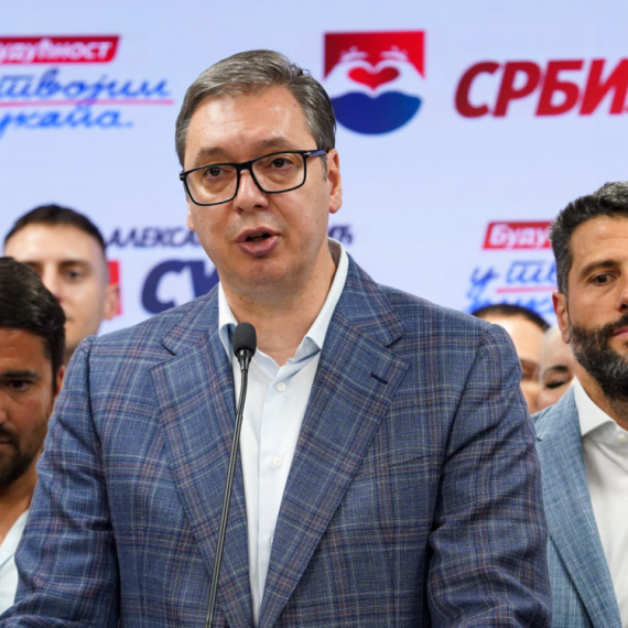 Vučić: "Now instead of 54 mandates, we will have 63, an incredible victory; Thank you, Serbia" PHOTO