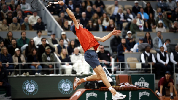 Siner krenuo pod ručnom, pa dodao pun gas