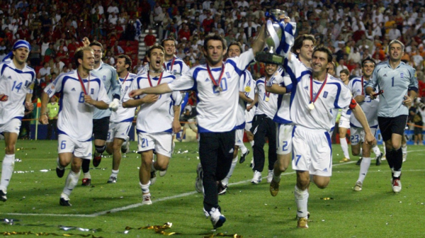 EURO 2004 – Cela Evropa je igrala "Sirtaki"
