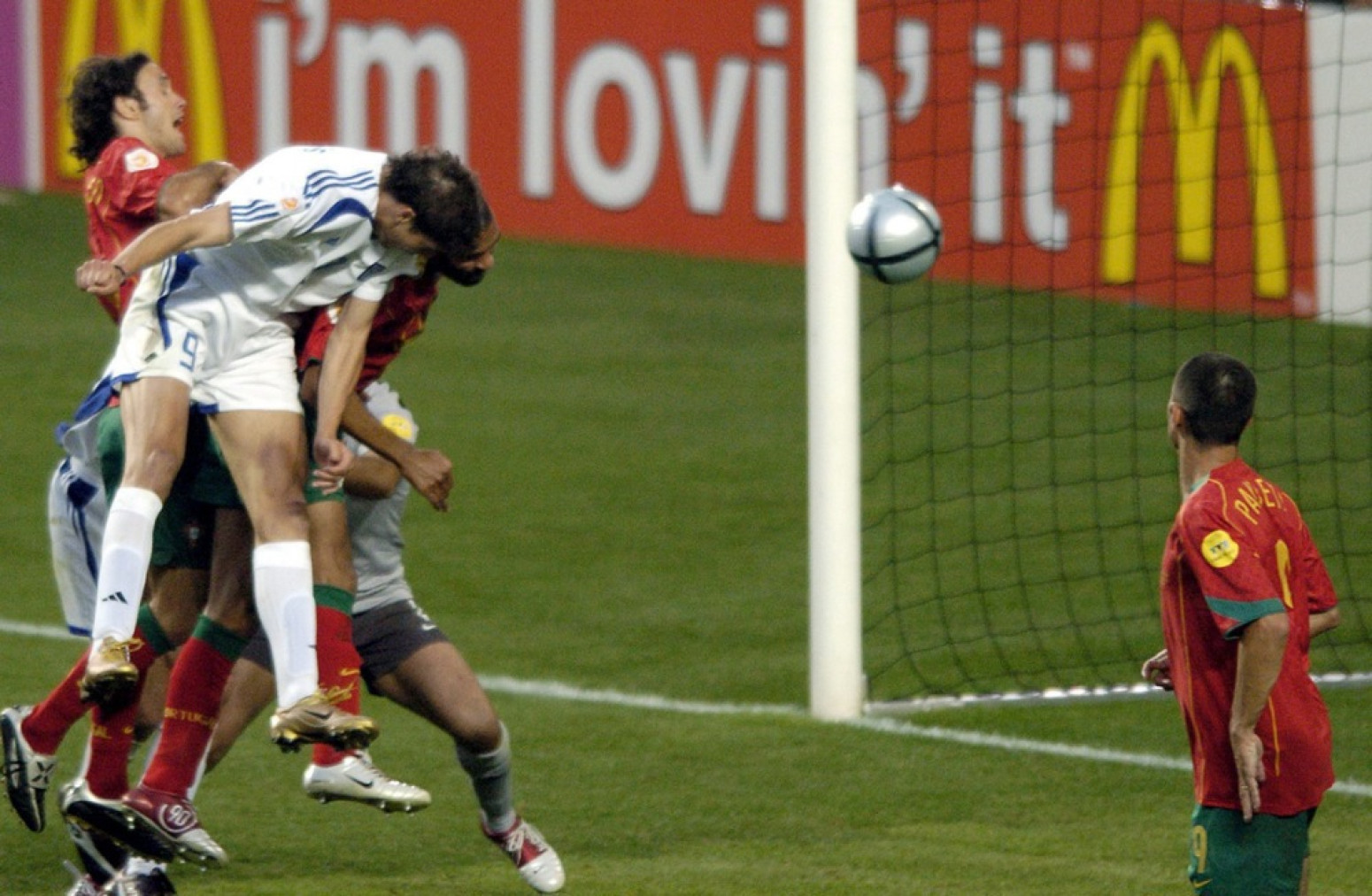 EURO 2004 – Cela Evropa je igrala Sirtaki