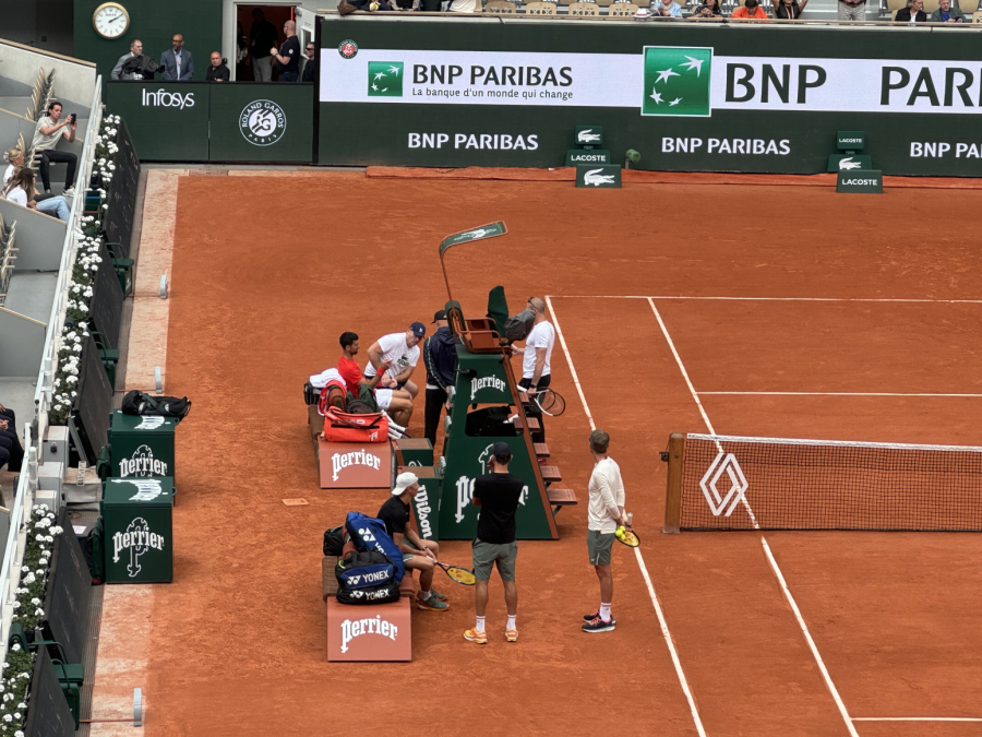 Novak odradio zagrevanje FOTO