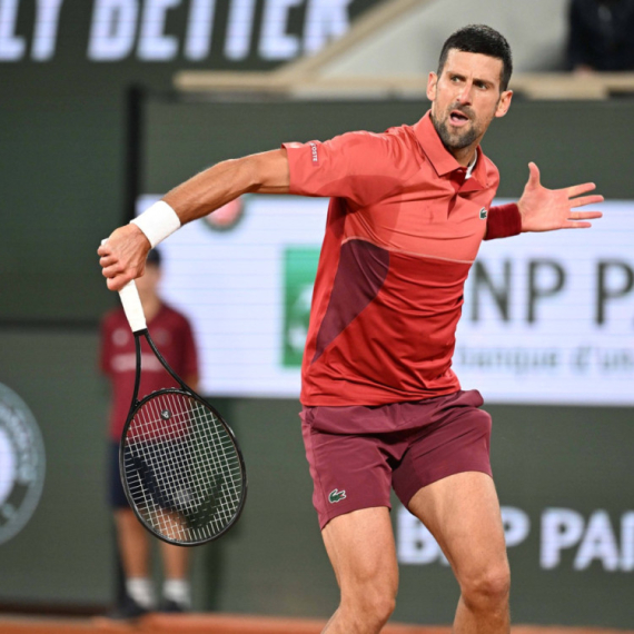 Novakova bitka za 18. četvrtfinale u Parizu