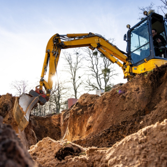 Gradi se parking u ovom delu Beograda: Zatvoren deo ulice