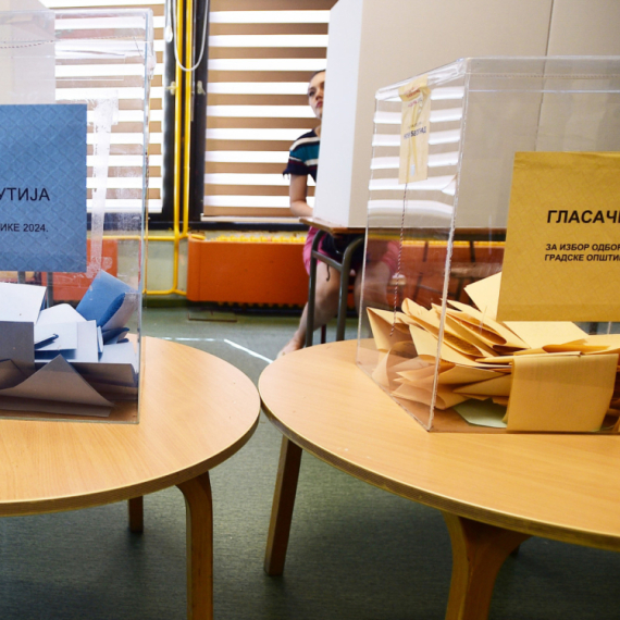 Oglasio se GIK, ovo je trenutna raspodela mandata u Beogradu; CESID: Napredak u izbornom procesu; SNS pobednik