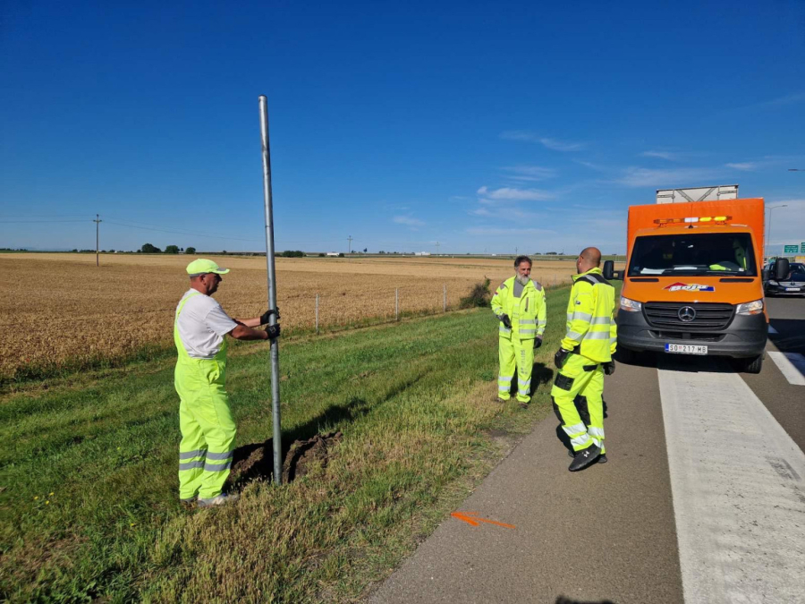 Od danas nove table i pravila na auto-putu kroz Beograd: Evo šta će biti sa žutom trakom
