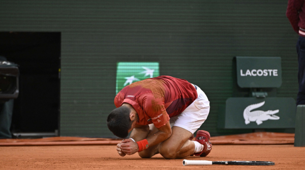 Đoković se povukao sa Rolan Garosa!
