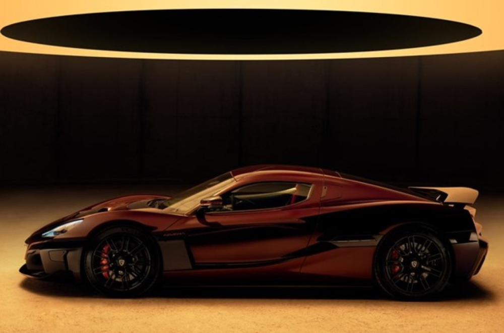 A šta vozi šef: Pogledajte Neveru napravljenu samo za Rimca FOTO