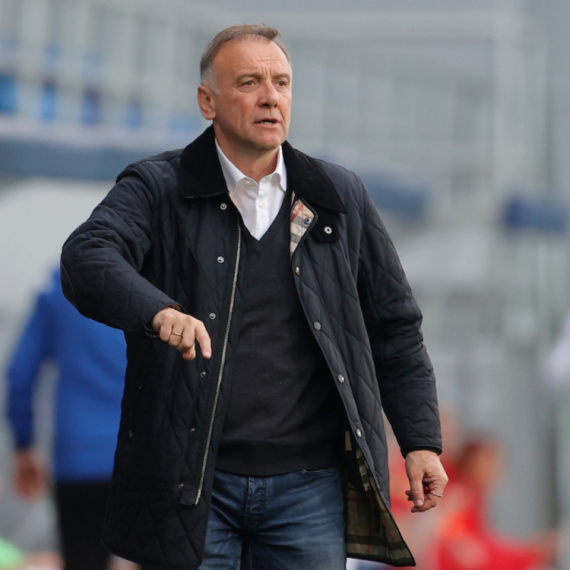 Plavi novi trener Napretka