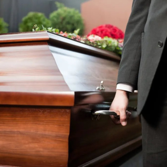 Amerika: Žena proglašena mrtvom, a onda su u mrtvačnici konstatovali da još diše